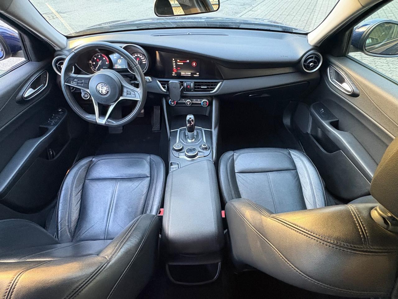 Alfa Romeo Giulia 2.2 TD 180 CV Business Sport