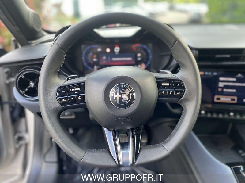 Alfa Romeo Junior 1.2 136 CV Hybrid eDCT6