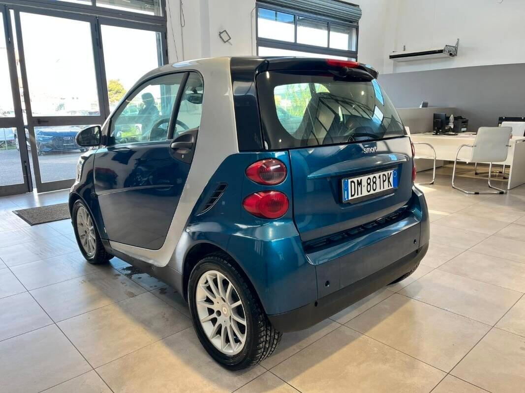 Smart ForTwo 1000 52 kW coupé passion