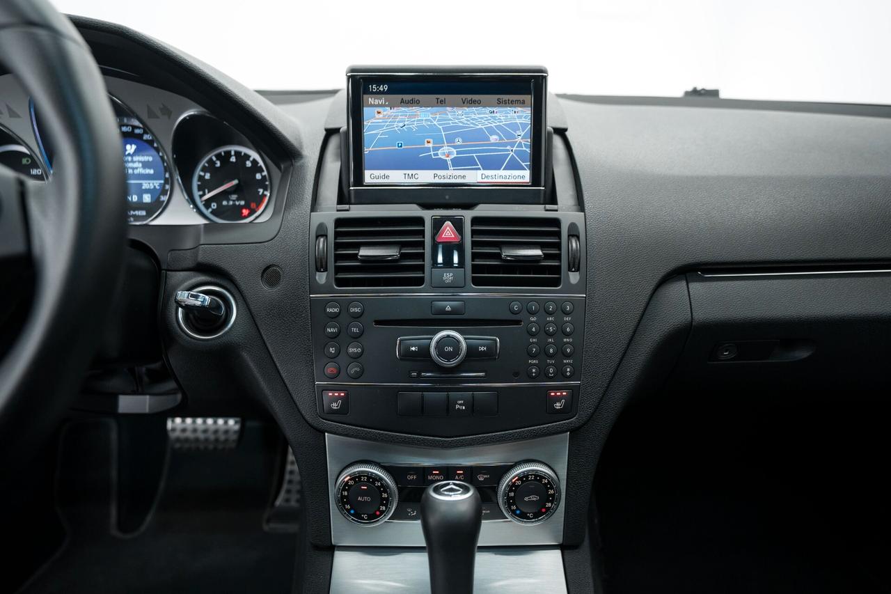 Mercedes-benz C 63 AMG