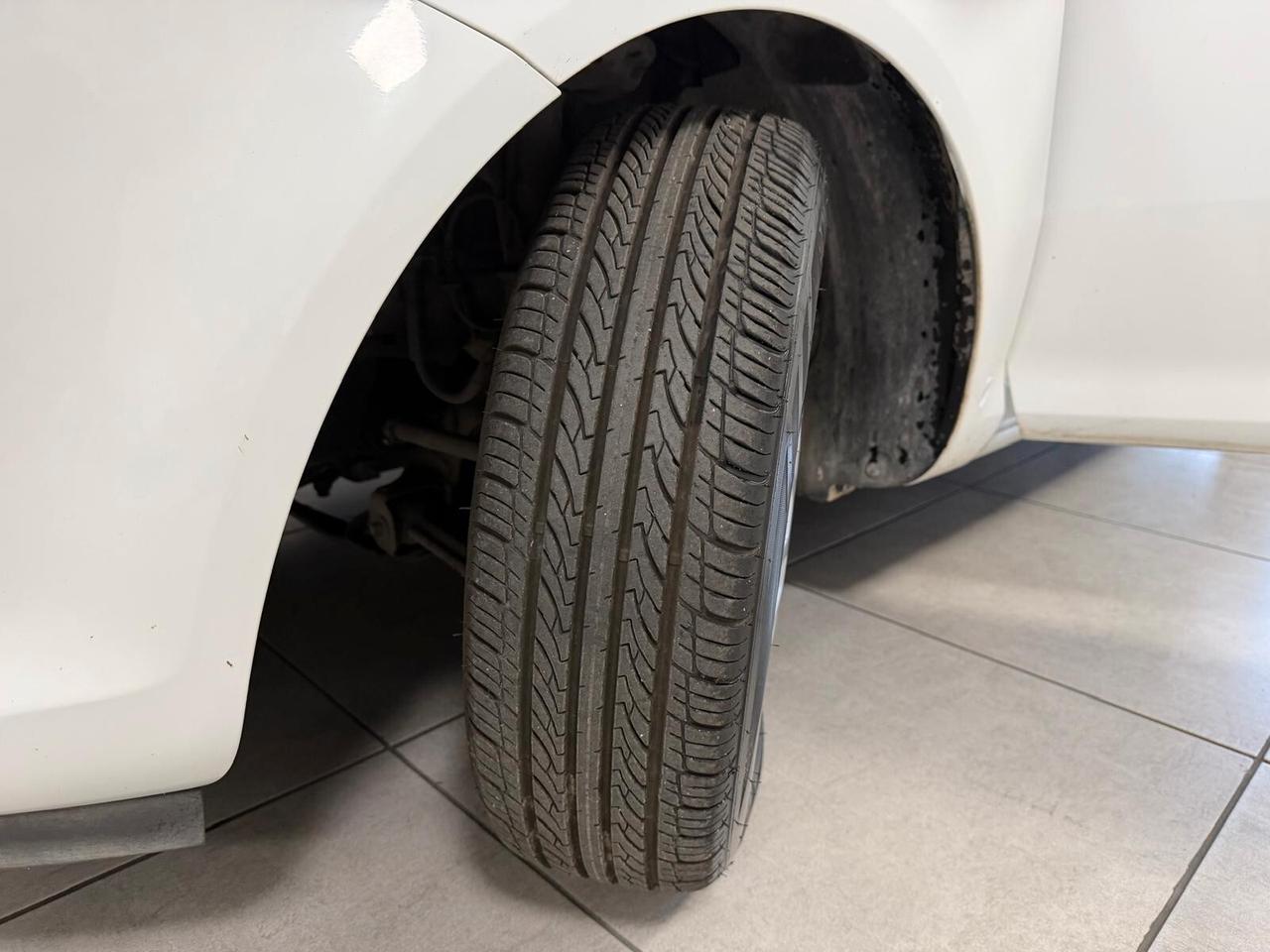 Opel Corsa 1.2 BENZ 86CV 5P UNIRPO 2010