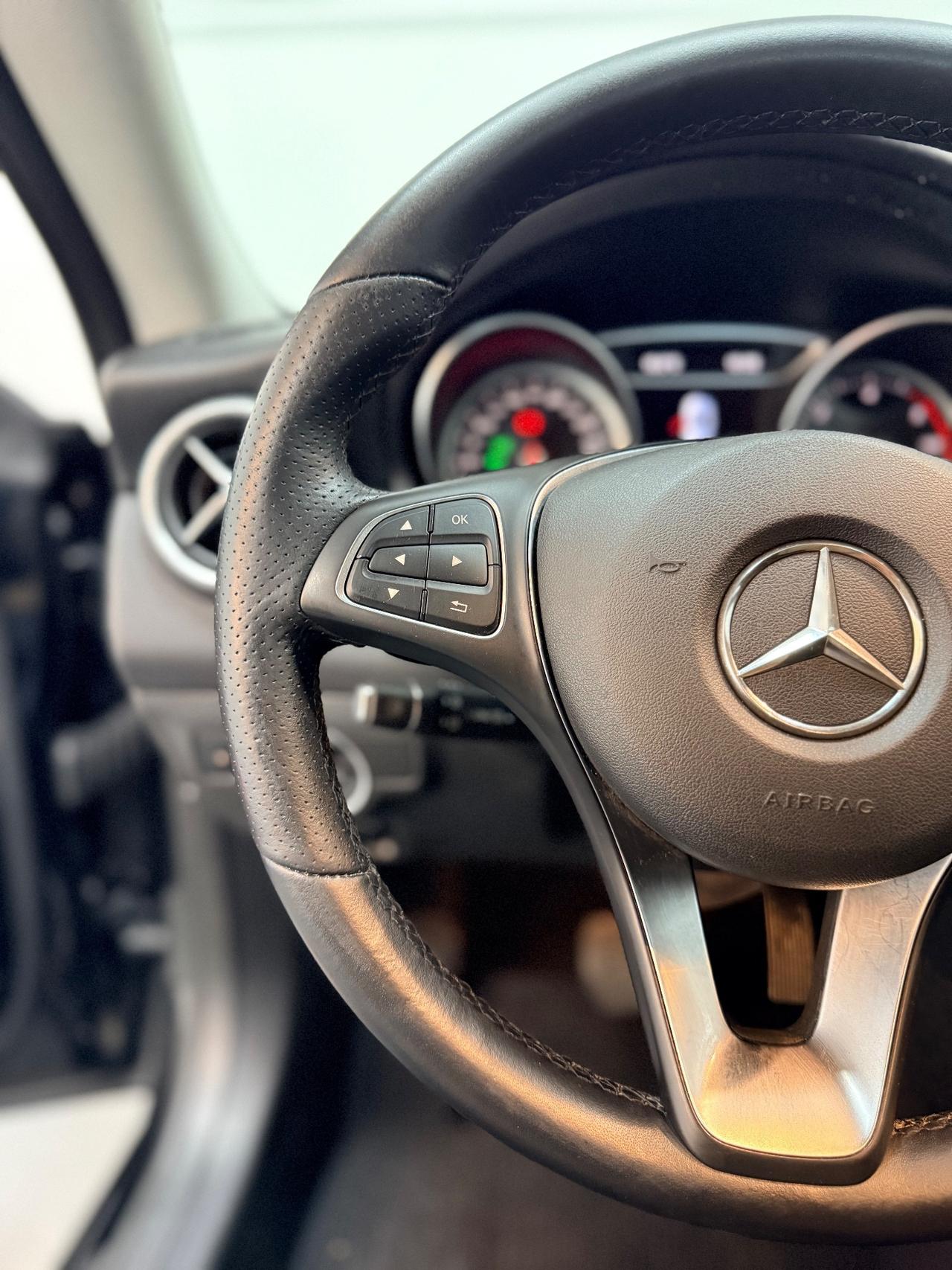 Mercedes-benz CLA 200 2.2D 136CV S.W. Automatic Premium 03/2019 NEOPATENTATI