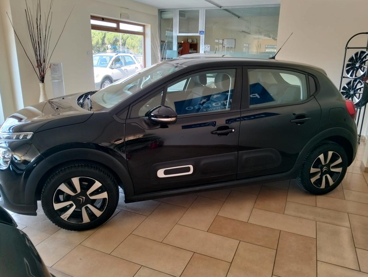Citroen C3 PureTech 83 S&S Shine Pack