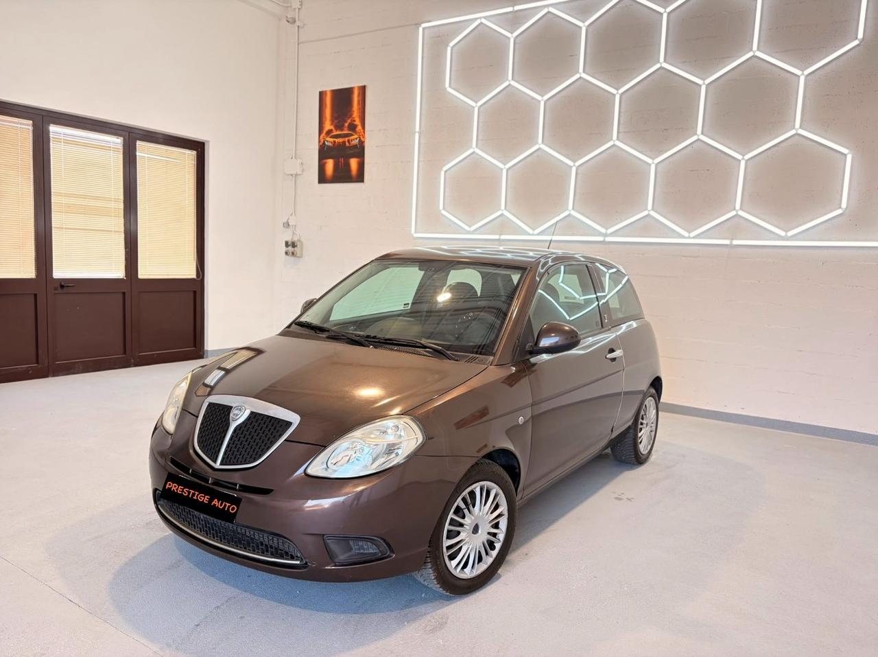 Lancia Ypsilon 1.2 Platino