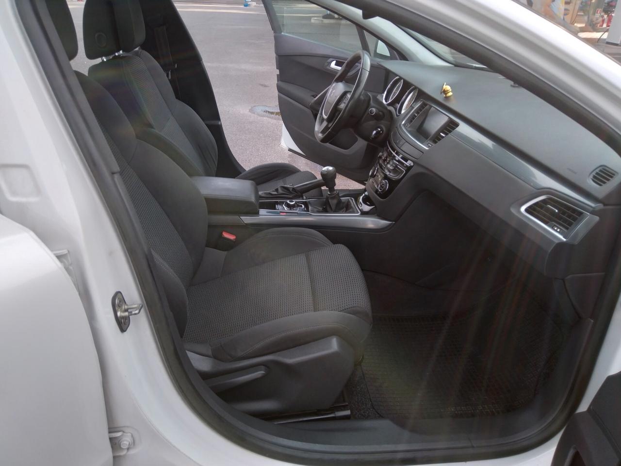 Peugeot 508 2.0 HDi 140CV SW Ciel Allure x neopatentati