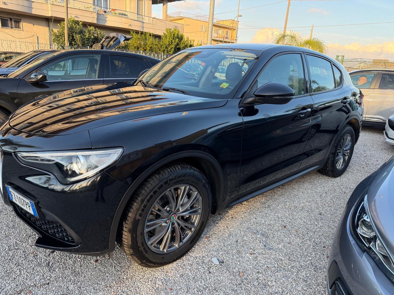 Alfa Romeo Stelvio 2.2 Turbodiesel 190 CV AT8 Q4 Business