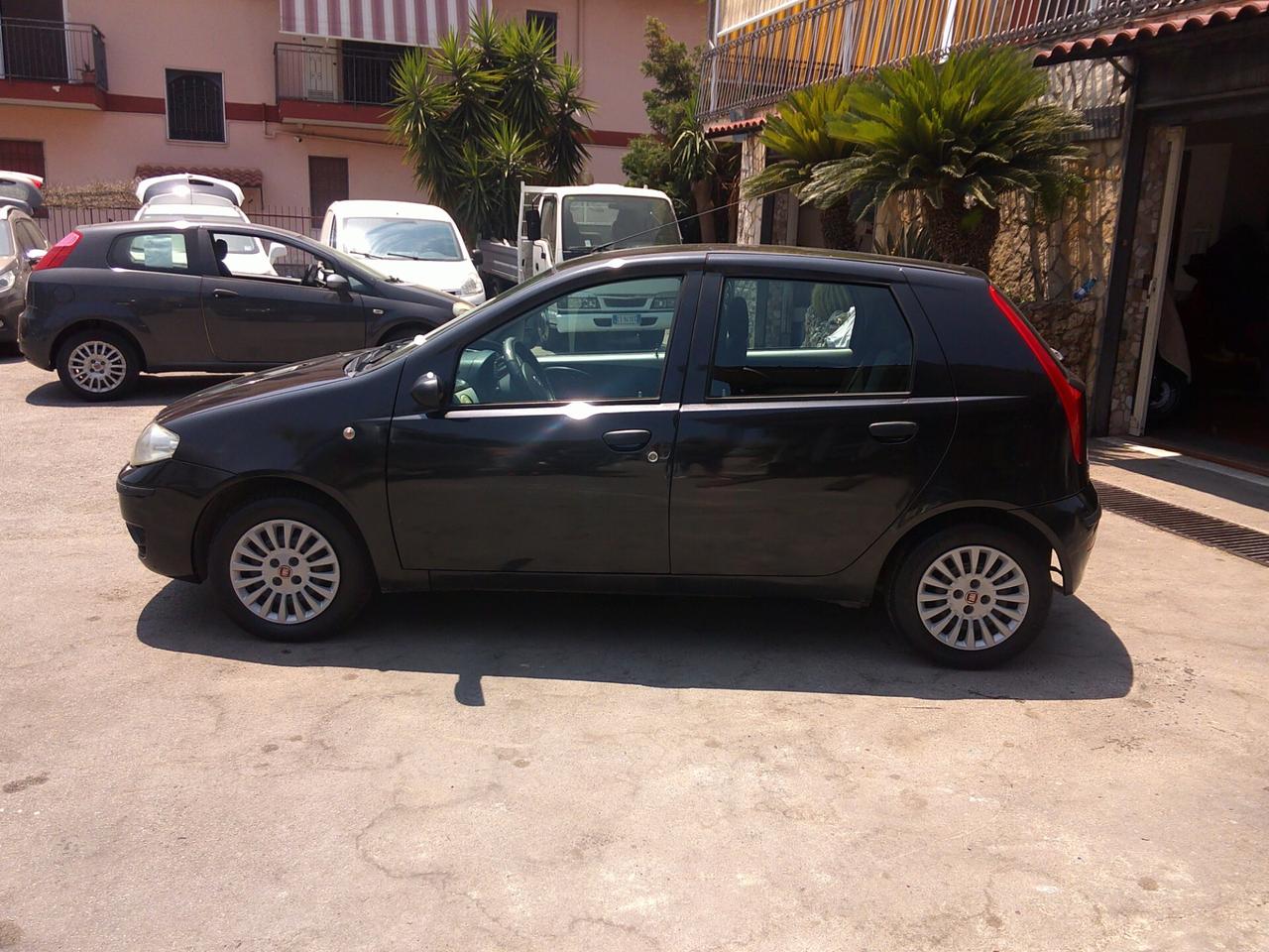 Fiat Punto 1.3 Multijet 16V 5 porte Dynamic 04