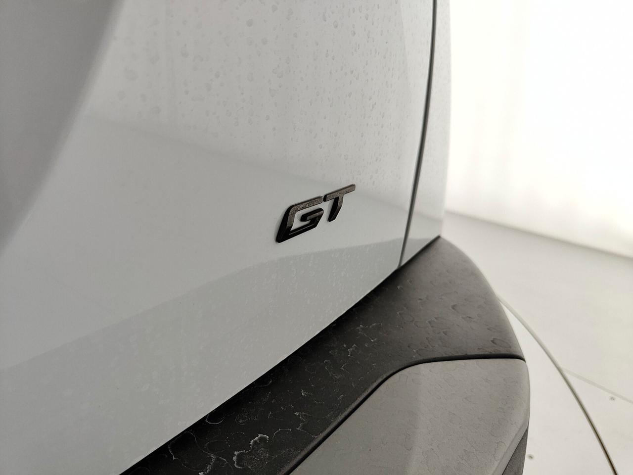 Peugeot 2008 PureTech 130 S&S EAT8 GT