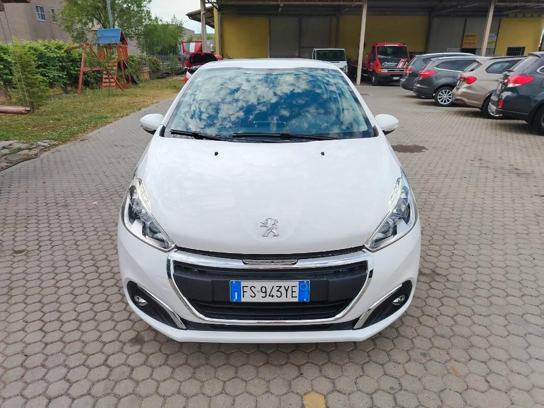 Peugeot 208 1.2 puretech Active s&s 82cv 5p neopatentati