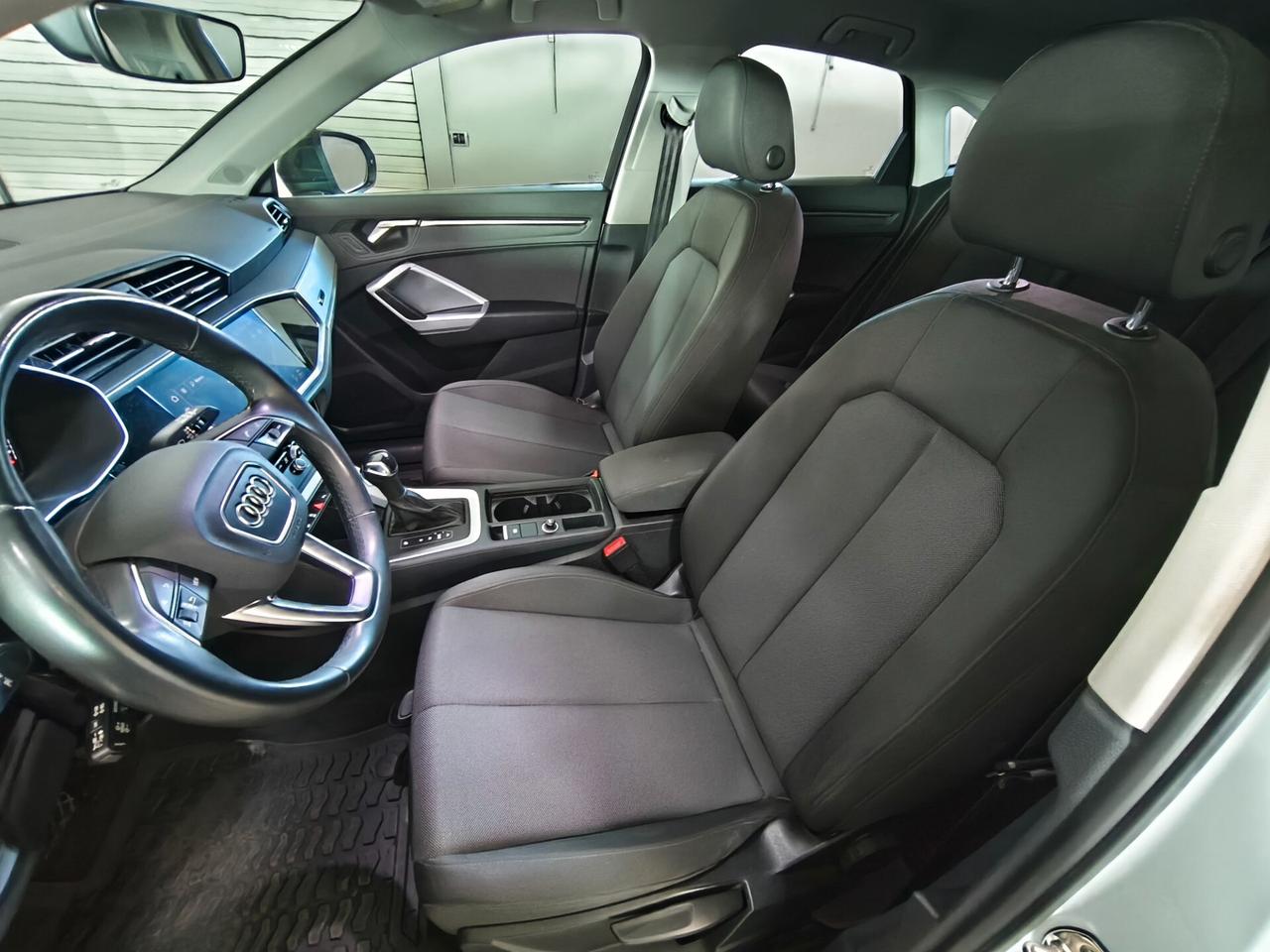 Audi Q3 35 TDI S tronic Business Advanced