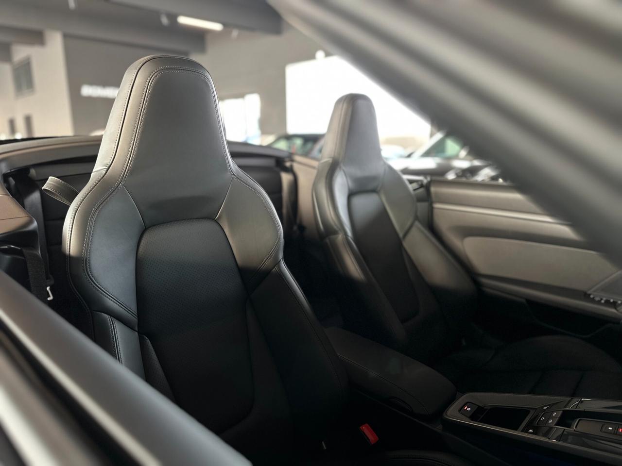 Porsche 911 992 Cabrio 3.0 Carrera 394cv auto