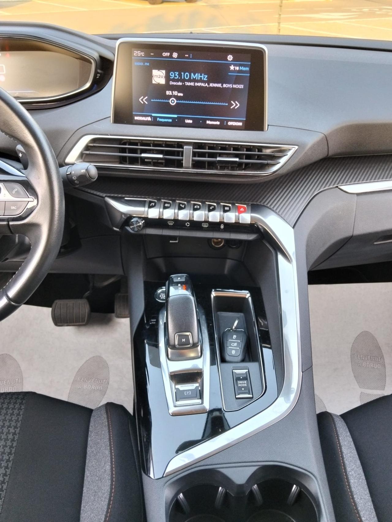 Peugeot 3008 PureTech Turbo 130 S&S EAT8*Navi*Camera*