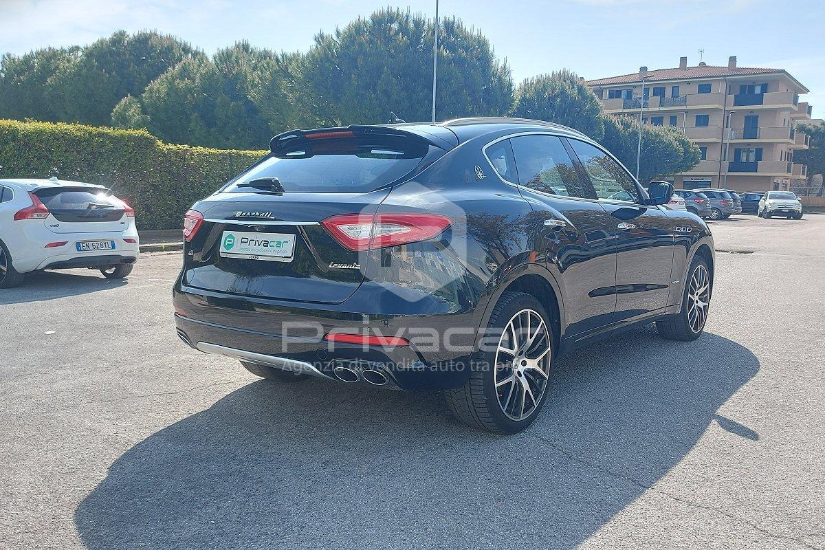 MASERATI Levante V6 Diesel AWD Gransport