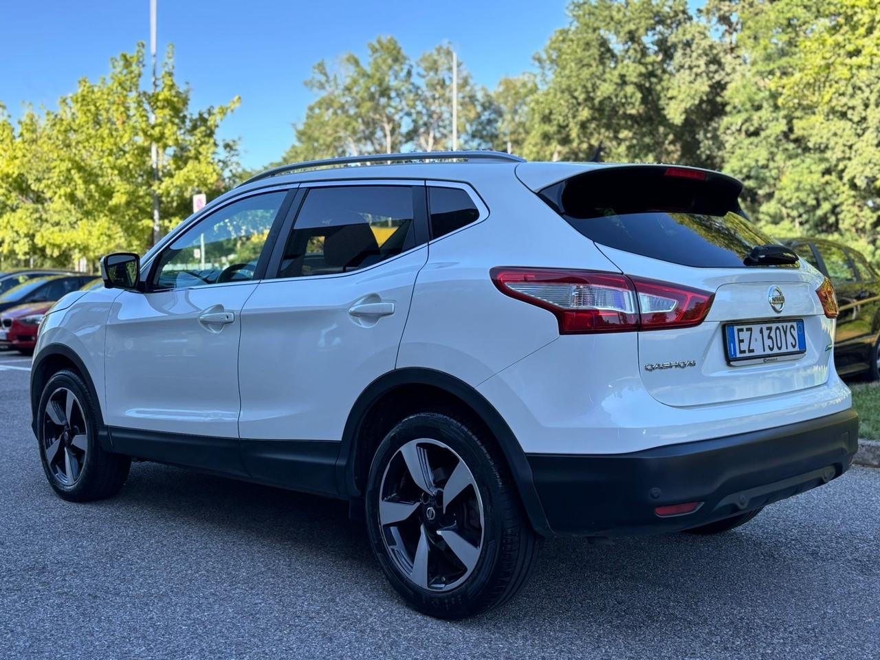 Nissan Qashqai 1.5 dCi Tekna*TETTO*360*