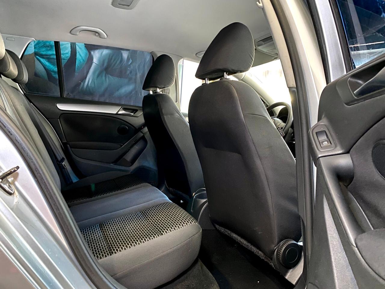 Volkswagen Golf 6 1.6 TDI 105CV 5P. Comfortline
