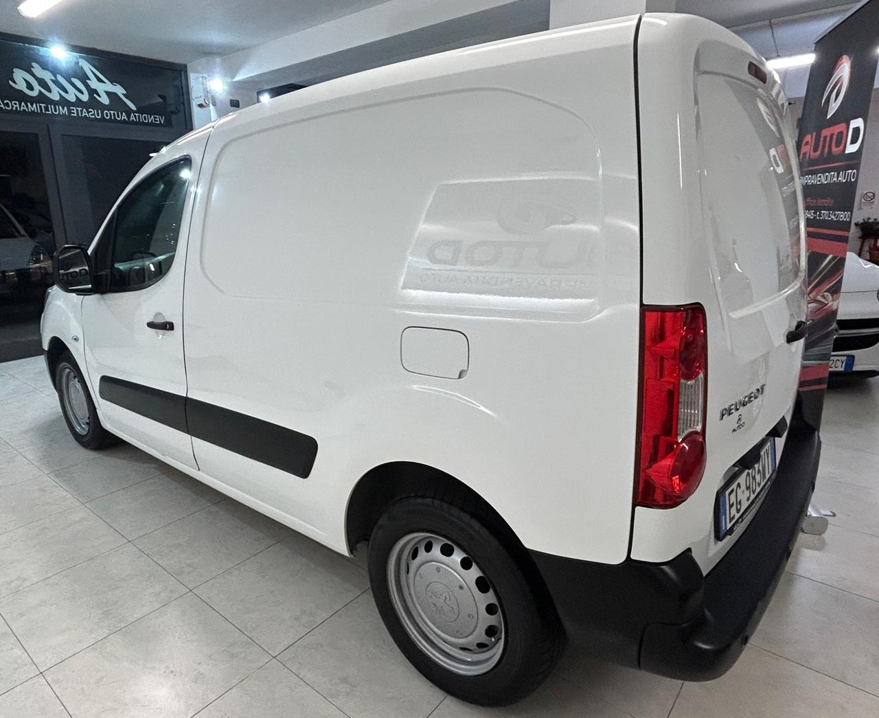 Peugeot partner 1.6hdi 66kw 2011