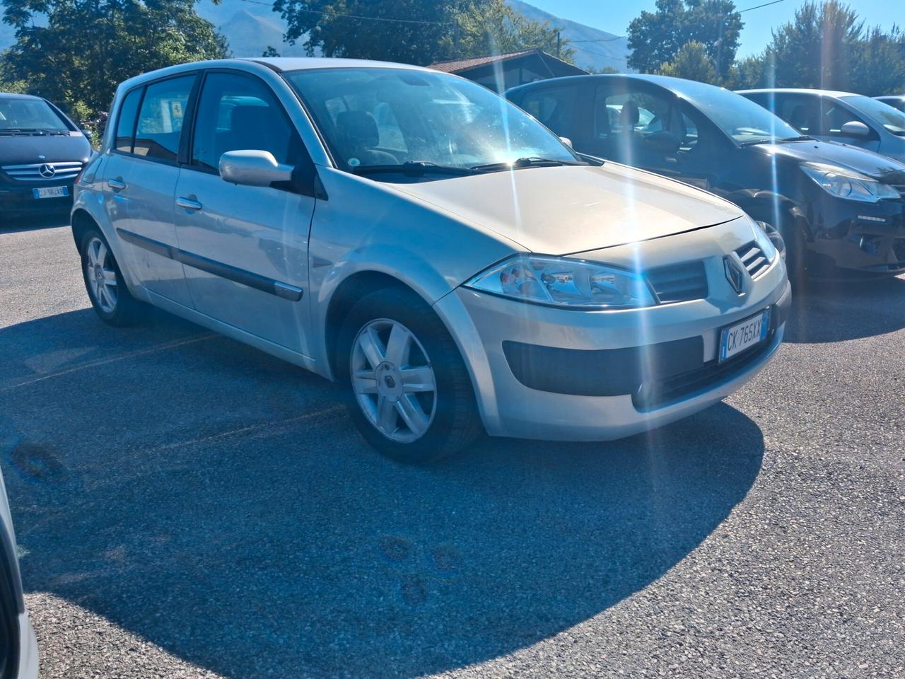 Renault Megane Mégane 1.5 dCi/100CV 5 porte Confort Dynamique