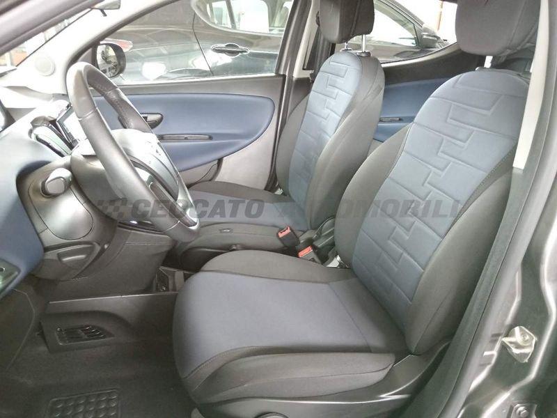 Lancia Ypsilon Ypsilon 1.0 firefly hybrid Platino s&s 70cv