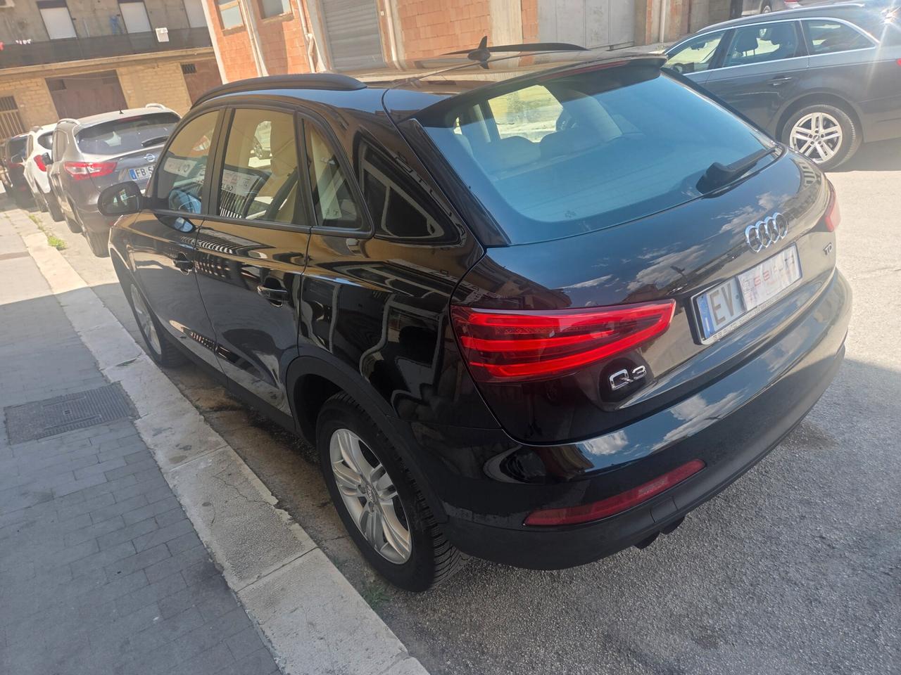 AUDI Q3 ANNO 2014 2.0 TDI 140 CV LED NAVI KMCERTIF