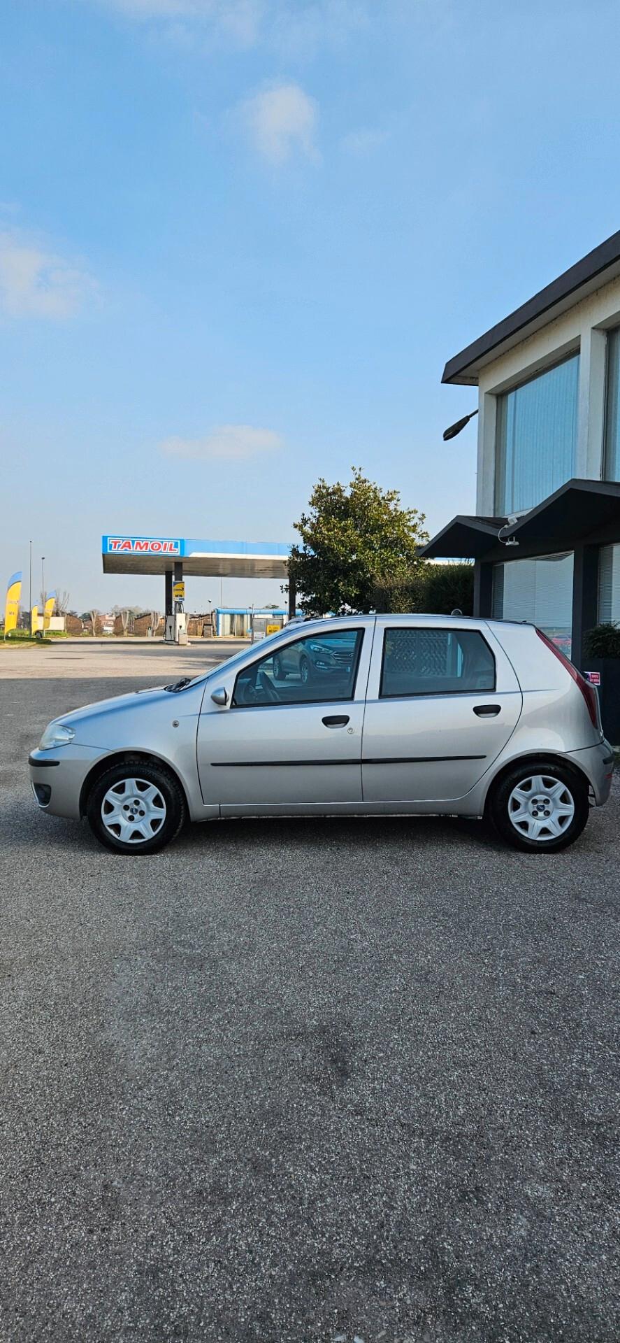 Fiat Punto 1.2i cat 5 porte EL