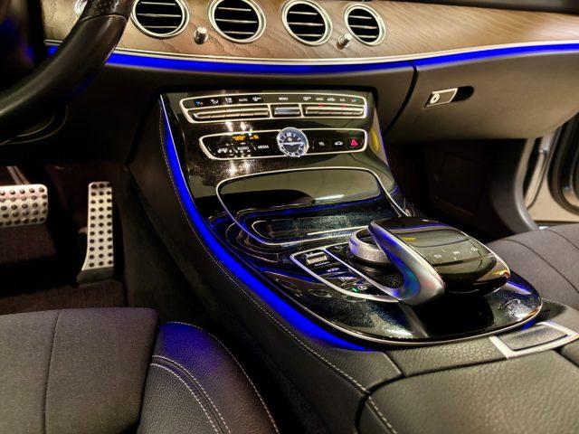 MERCEDES-BENZ E 220 d S.W. 4Matic Premium All-Terrain GRIGLIA AMG