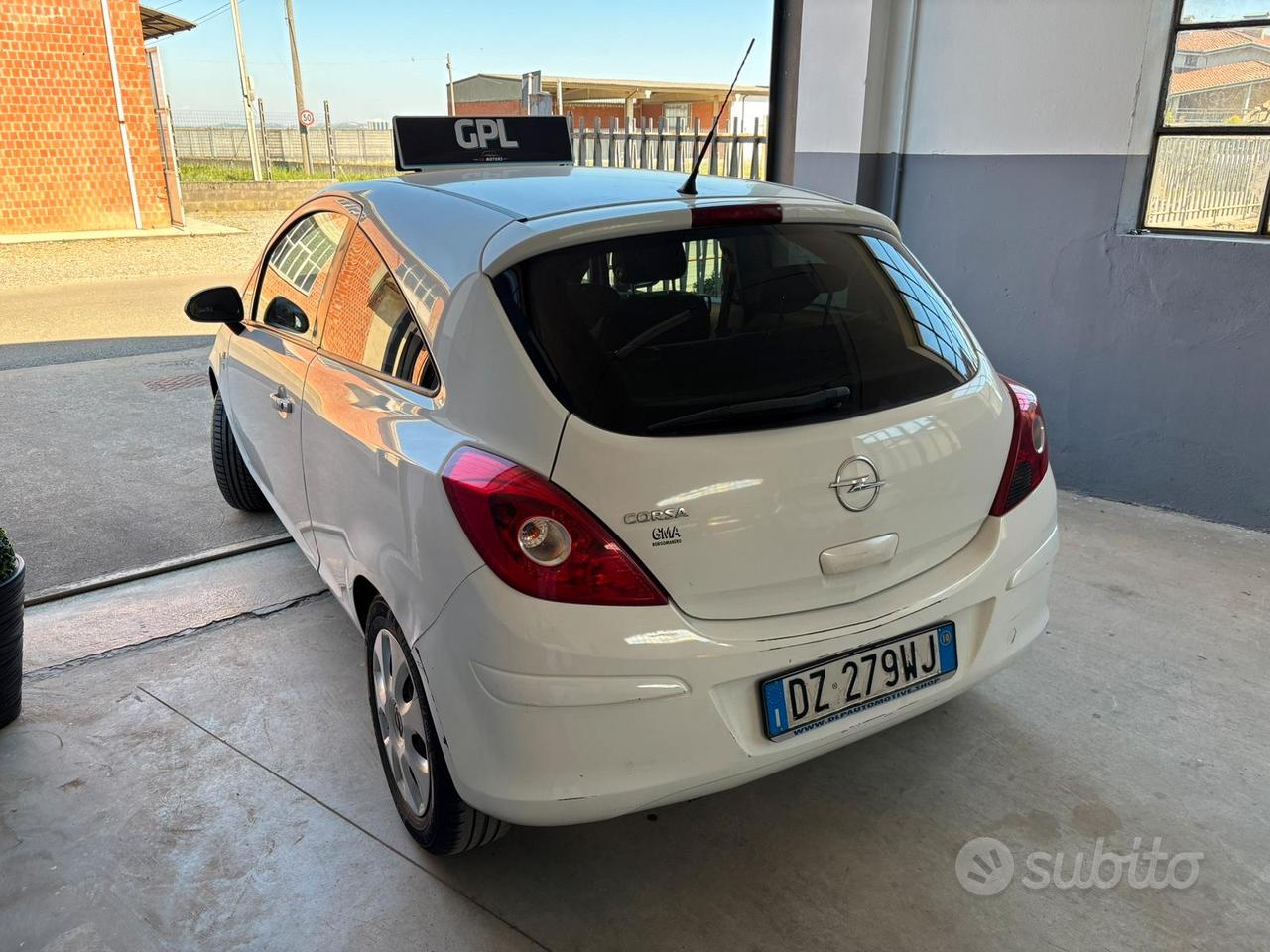 Opel Corsa 1.2 GPL tech
