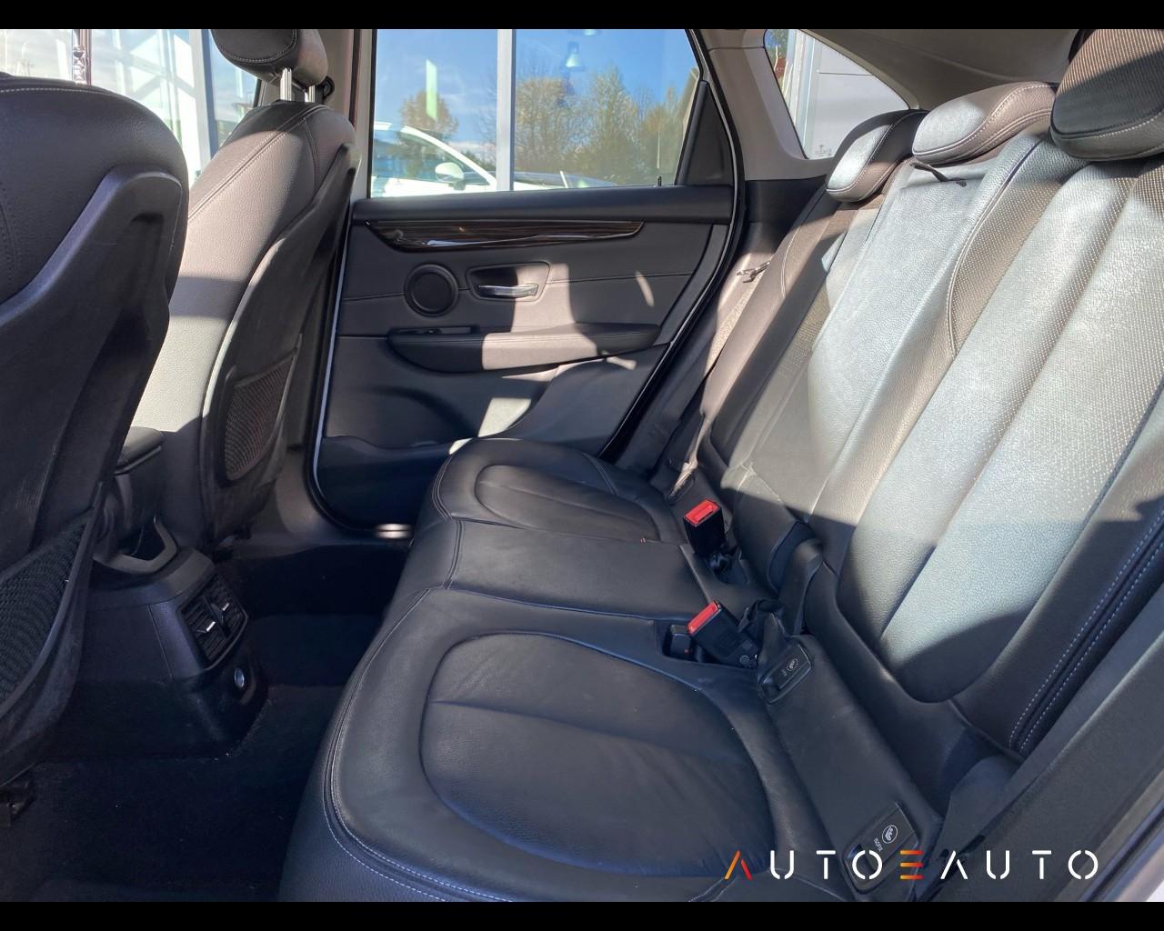 BMW Serie 2 F45 2014 Active Tourer - 216d Active Tourer Advantag