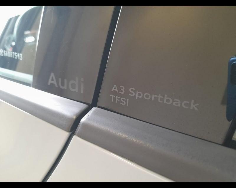 Audi A3 IV Sportback 1.5 tfsi mhev Business Advanced 150cv s-tronic