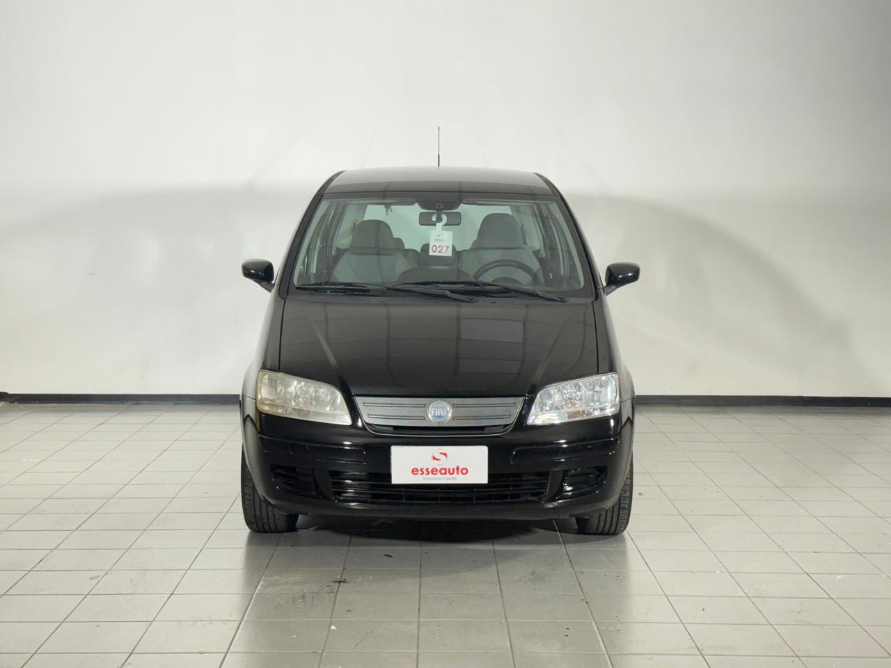 Fiat Idea 1.2 16V BlackLabel