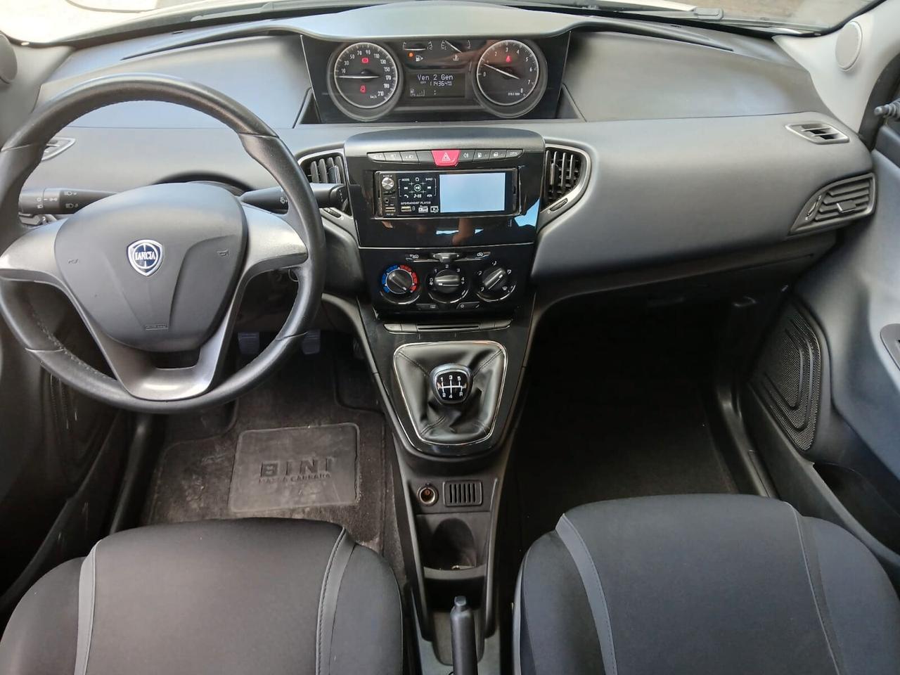 Lancia Ypsilon 1.2 69 CV 5 porte GPL Ecochic Gold