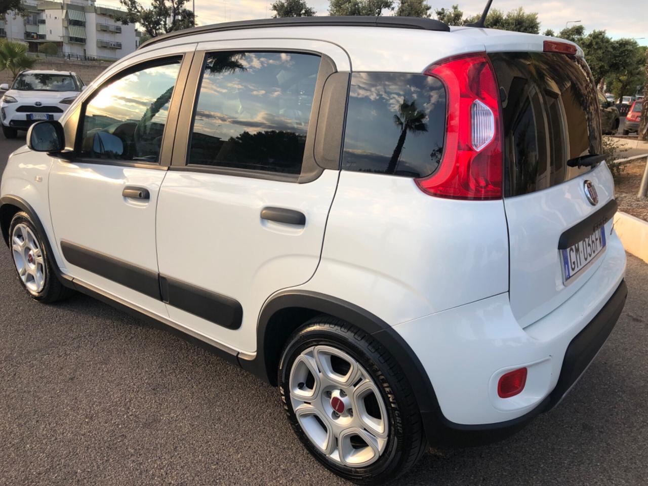 Fiat Panda 1.0 FireFly S&S Hybrid SUPER PREZZO