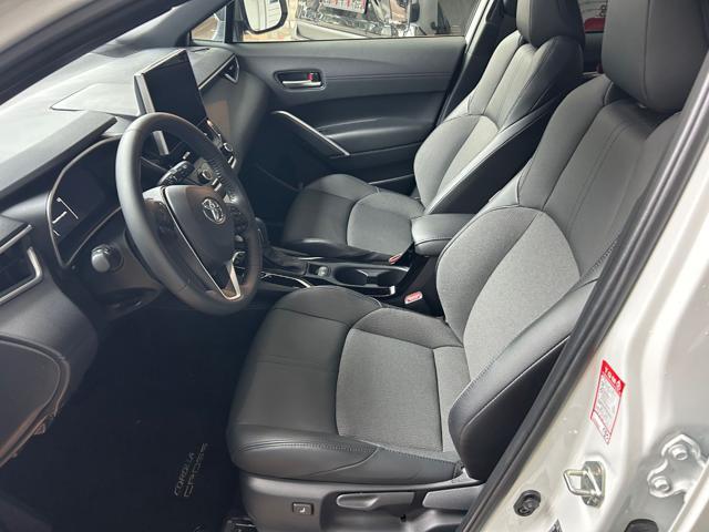 TOYOTA Corolla Cross 2.0 Hybrid 197 CV E-CVT AWD-i Lounge