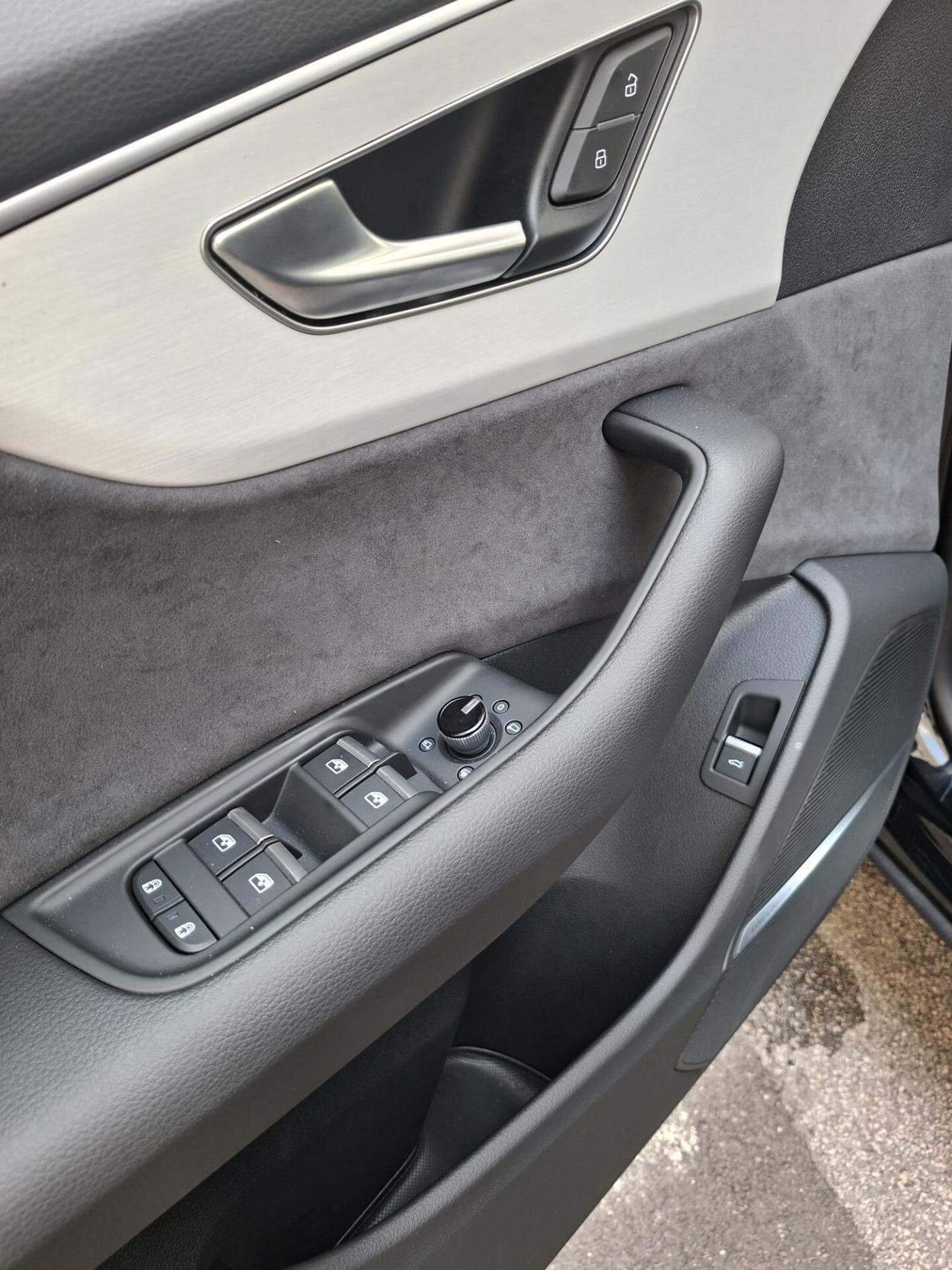 Audi Q8 SUV TDI quattro 210 kW tiptronic S line edition