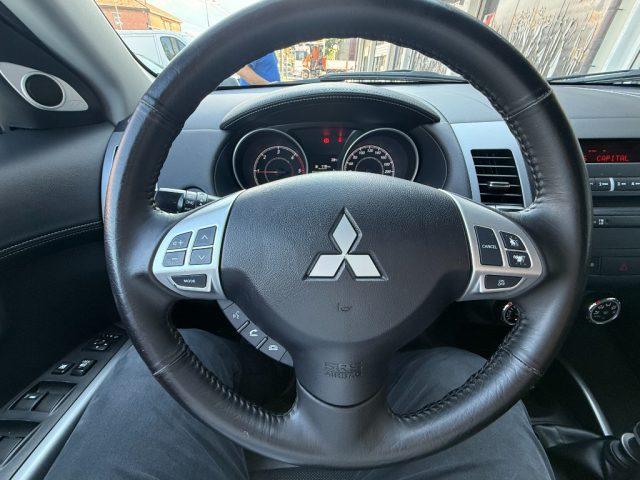 MITSUBISHI Outlander 2.2 DI-D Instyle DPF 7 p.ti UNICO PROPRIETARIO