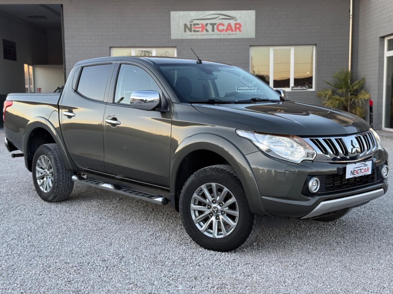 Mitsubishi L200 2.4 DI-D/154CV Double Cab Inform