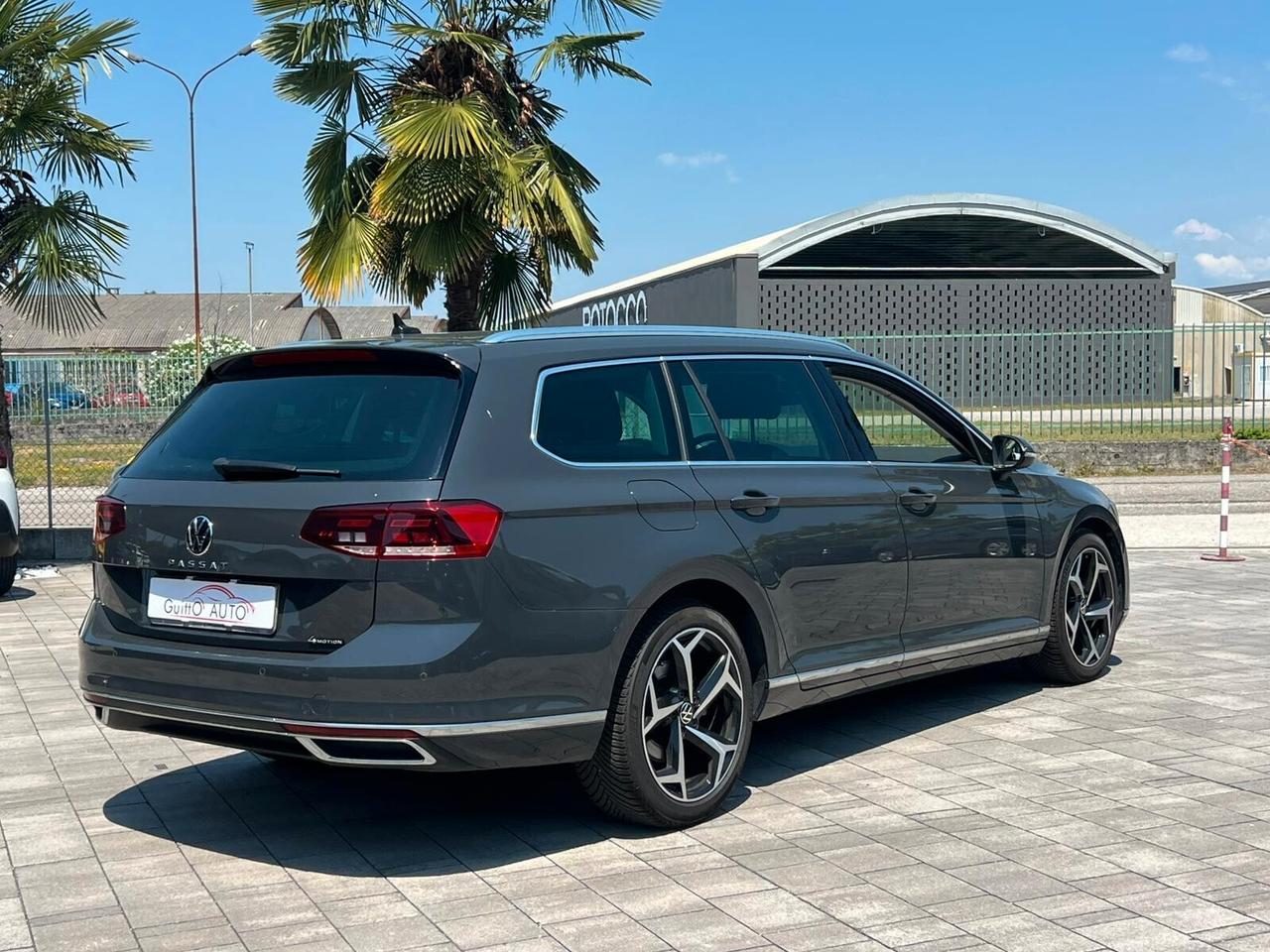 Volkswagen Passat Variant 2.0 TDI SCR 200 CV 4MOTION DSG Executive