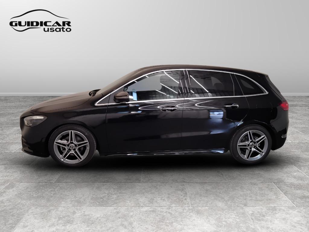 Mercedes-Benz Classe B - W247 2023 - B 180 d AMG Line Advanced Plus auto