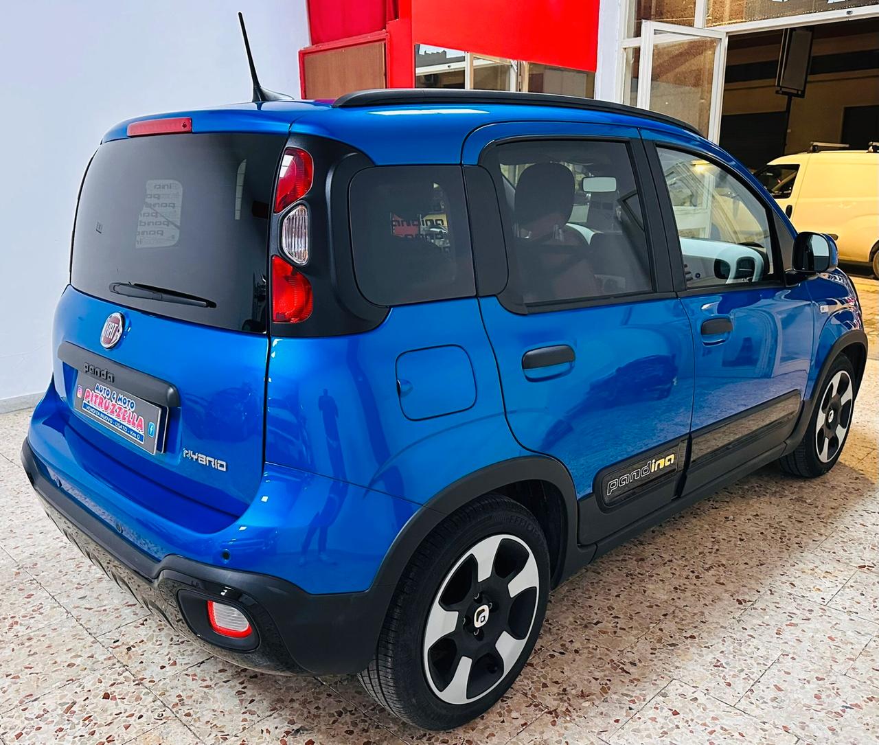 Fiat Panda 1.0 FireFly S&S Hybrid Pandina