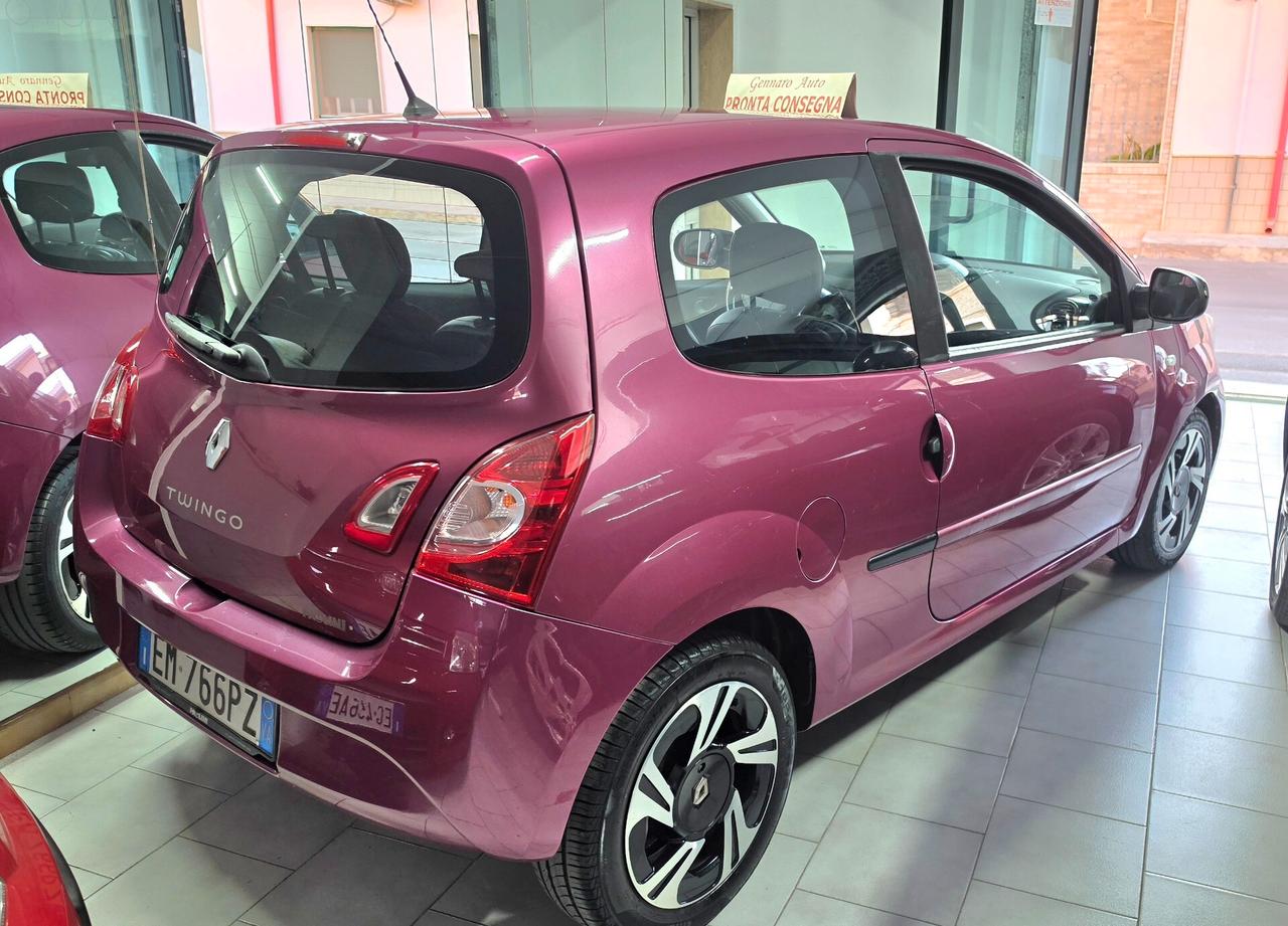 Renault Twingo 1.2 BENZINA ( KM 136 MILA)