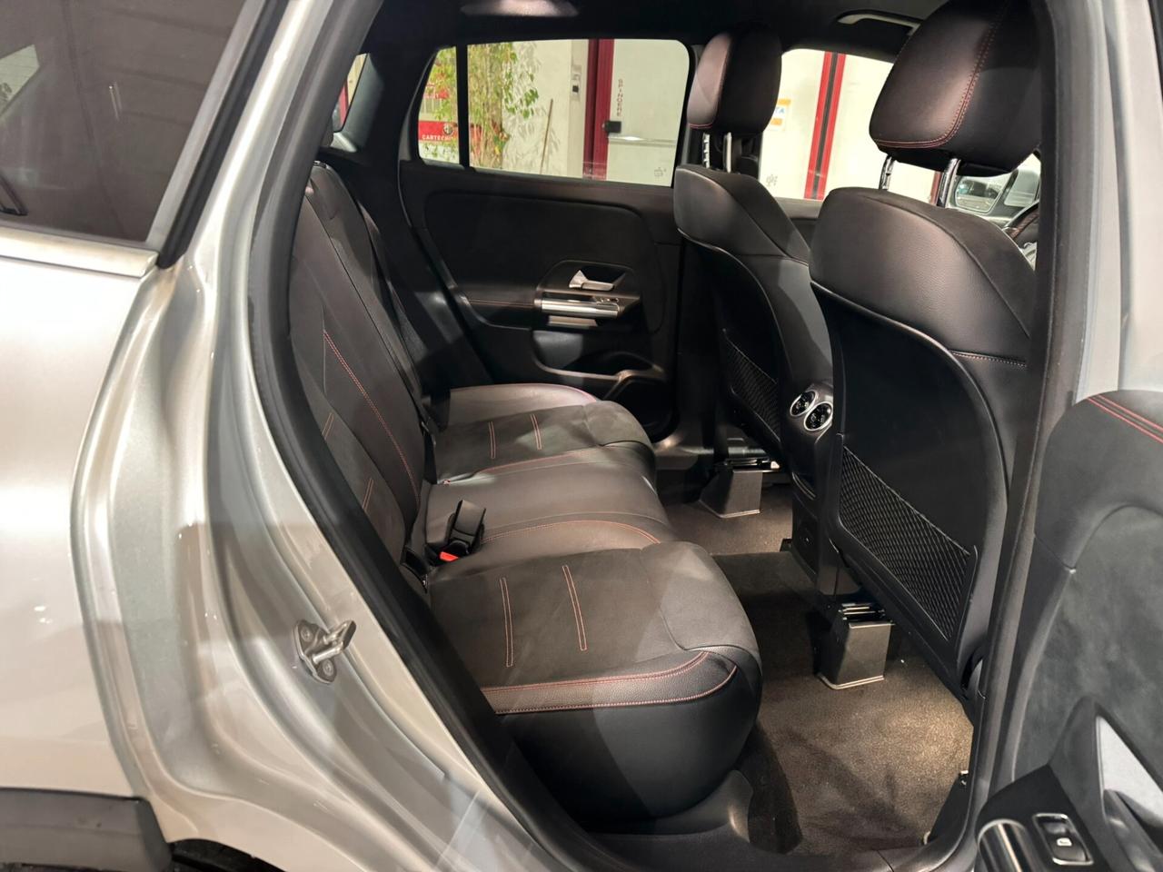 GLA 200 d Automatic Premium Multicolor Carplay