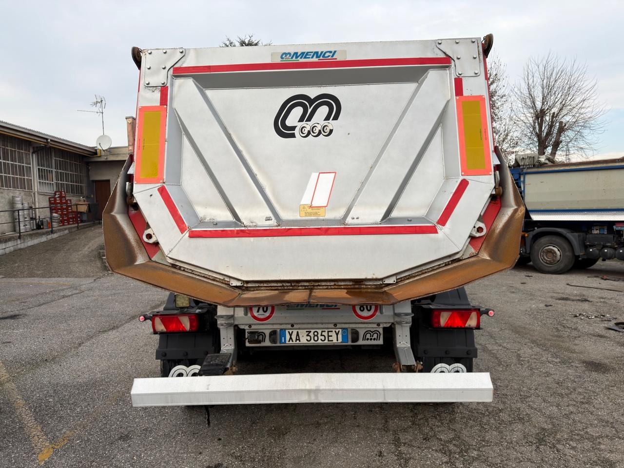 Semirimorchio Vasca Menci sa700r 2016