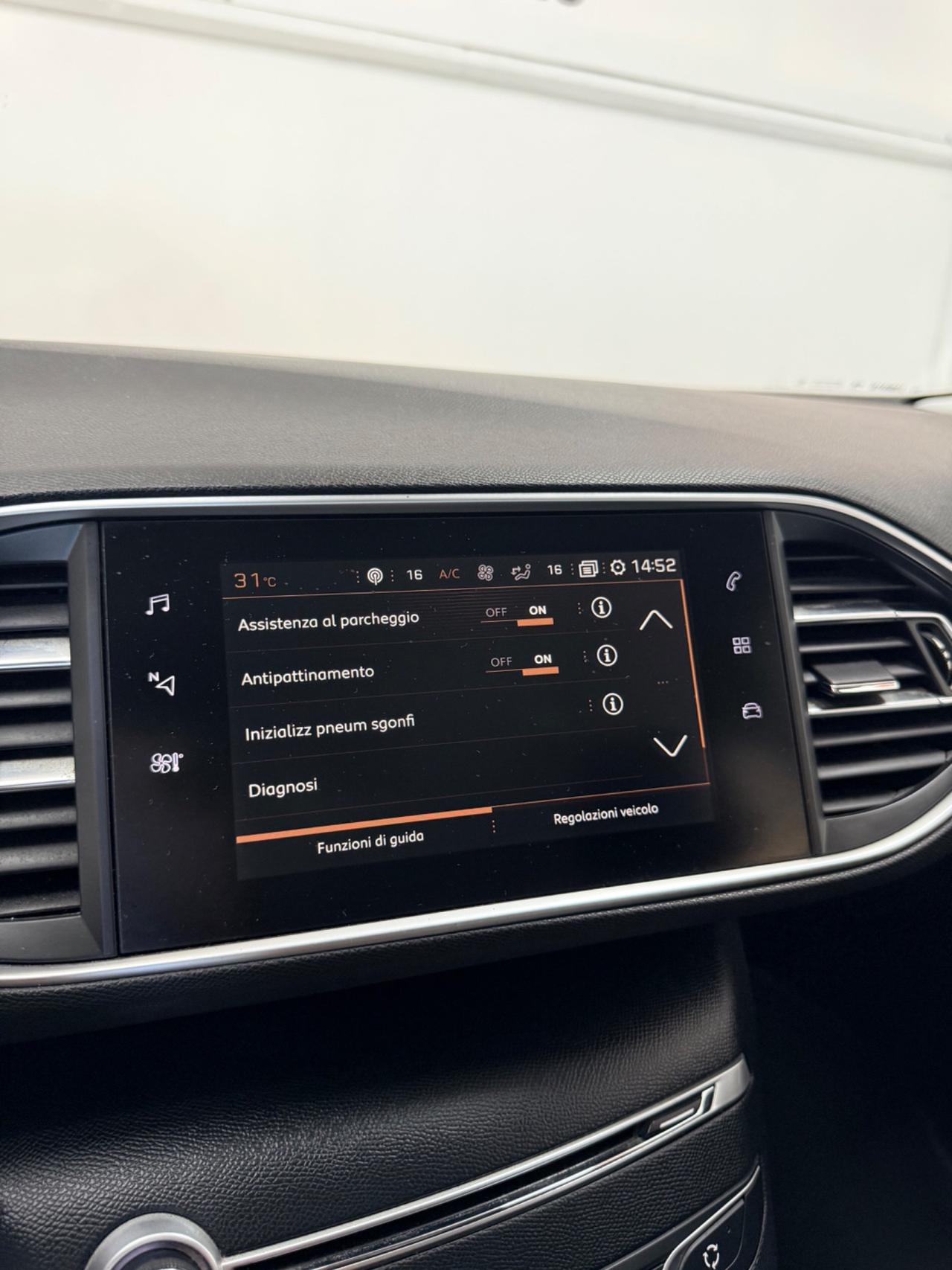 Peugeot 308 BlueHDi 130 CV SW Allure 03/2019 Euro 6B