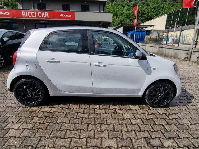 SMART ForFour 70 1.0 Passion