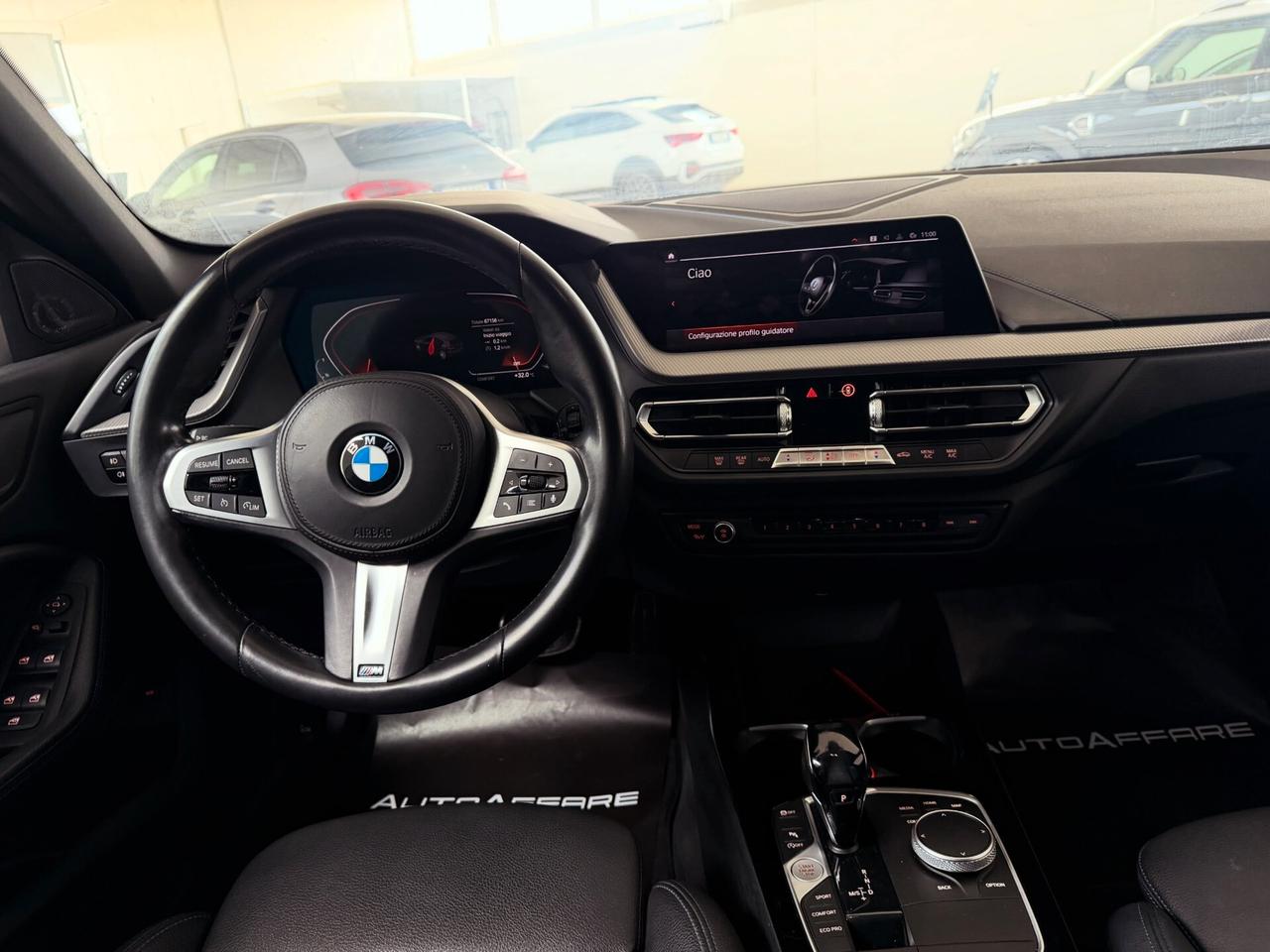 Bmw 118 118d 5p. Msport