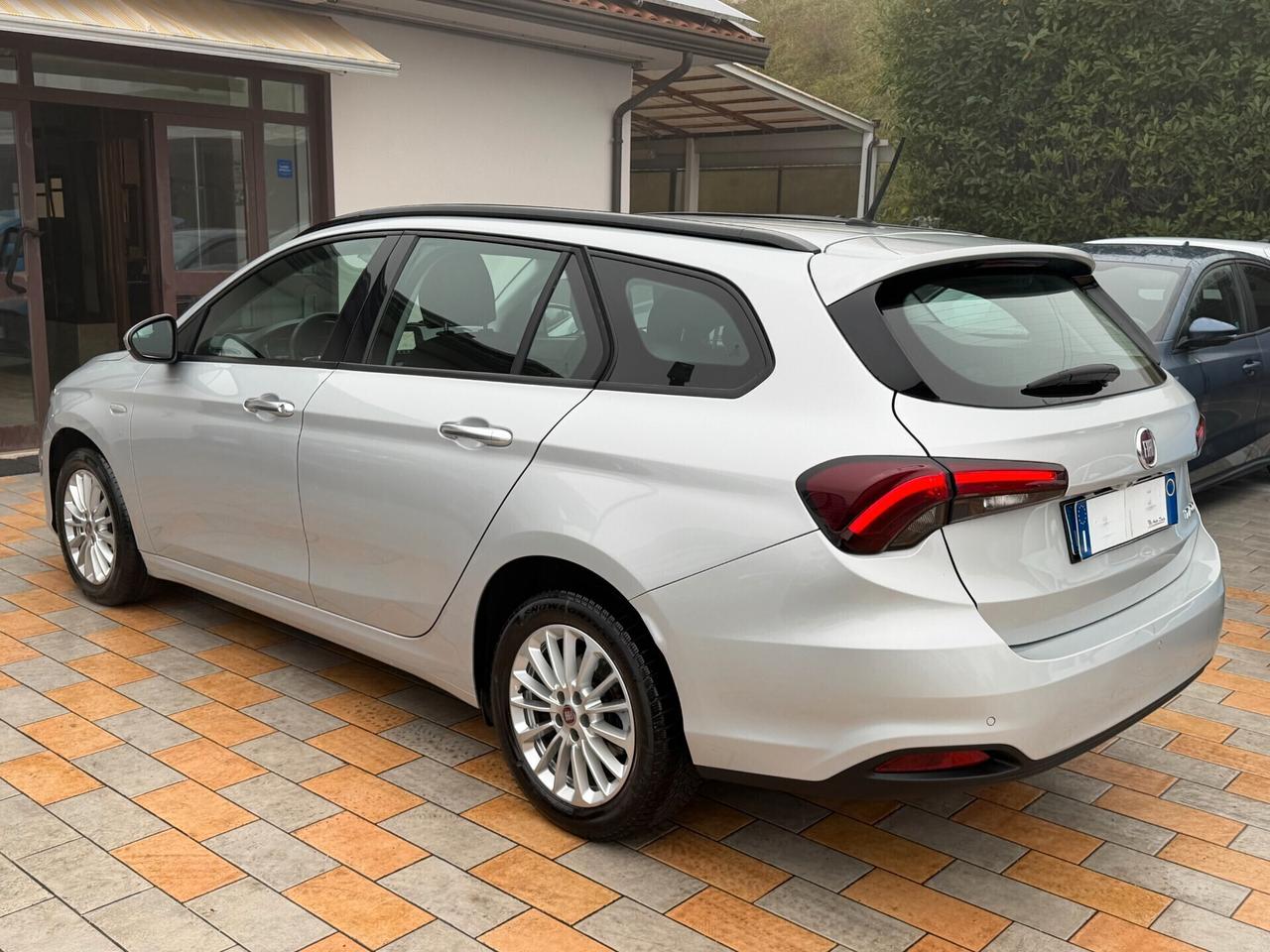 Fiat Tipo SW 1.6 M.JET 130 cv. BUSINESS (Nav)