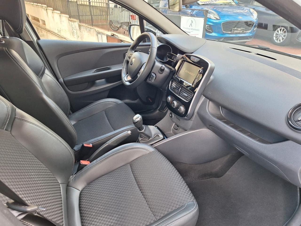 Renault Clio dCi 8V 75 CV 5 porte Moschino Zen