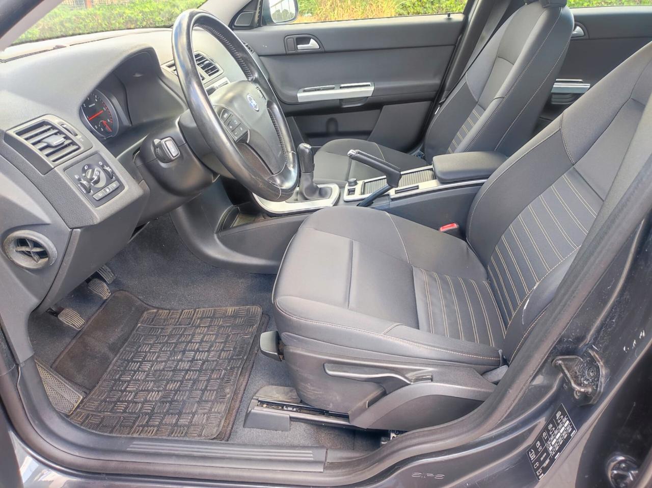 Volvo V50 D2 POLAR PLUS