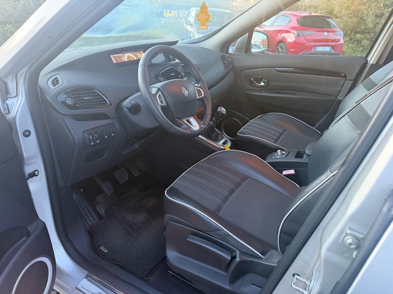 Renault Scenic Scénic XMod 1.5 dCi 110CV S&S Bose