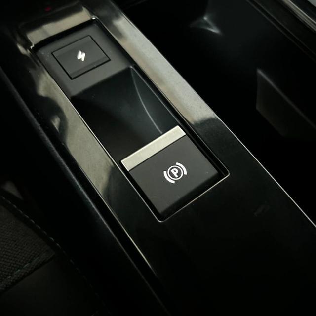 CITROEN E-C4 motore elettrico 136 CV Shine TETTO APRIBILE