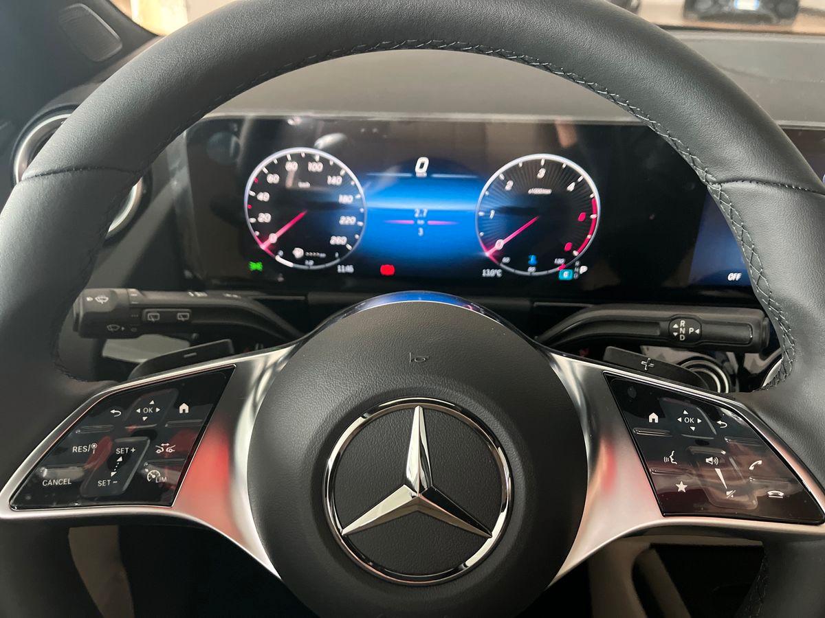 Mercedes-Benz GLA 200 d automatic